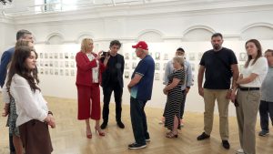 Delegacja ze Stanów Zjednoczonych na wystawie Ecce Homo - Osoba i Twarz.