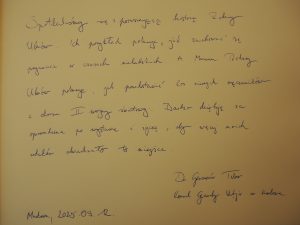 Wpis w księdze pamiątkowej.